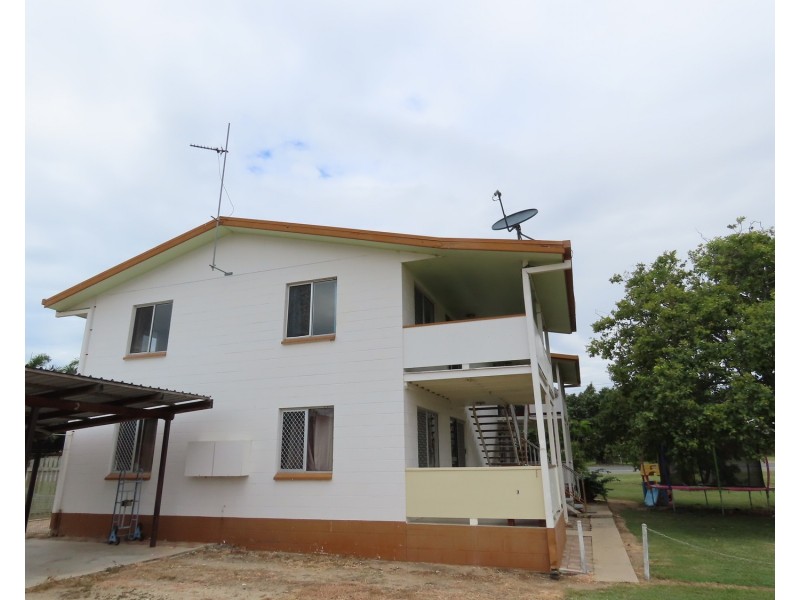 4/10A Don Street, Bowen QLD 4805