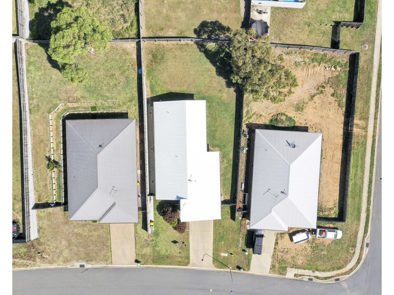 4 Seacove Crescent, Bowen QLD 4805