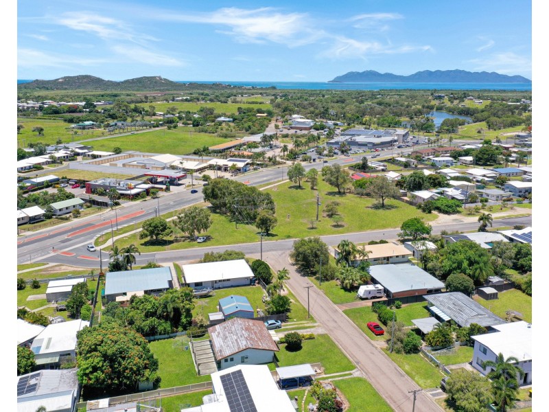 119 Gregory Street, Bowen QLD 4805