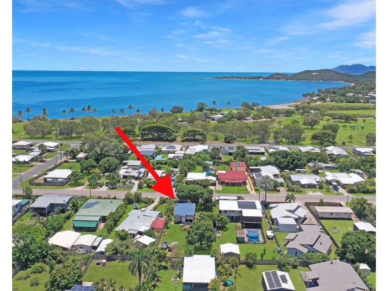 15 Field Street, Bowen QLD 4805