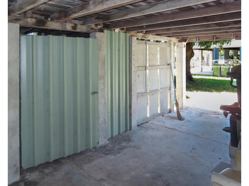 15 Field Street, Bowen QLD 4805