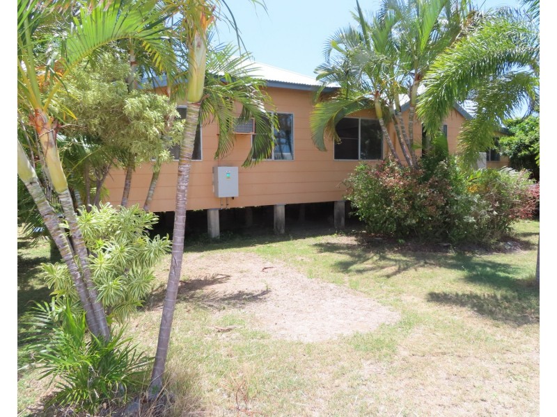 68 Dalrymple Street, Bowen QLD 4805