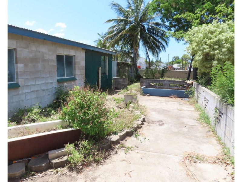 68 Dalrymple Street, Bowen QLD 4805