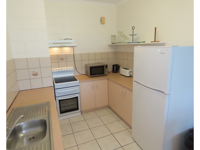 11/89 Horseshoe Bay Road, Bowen QLD 4805