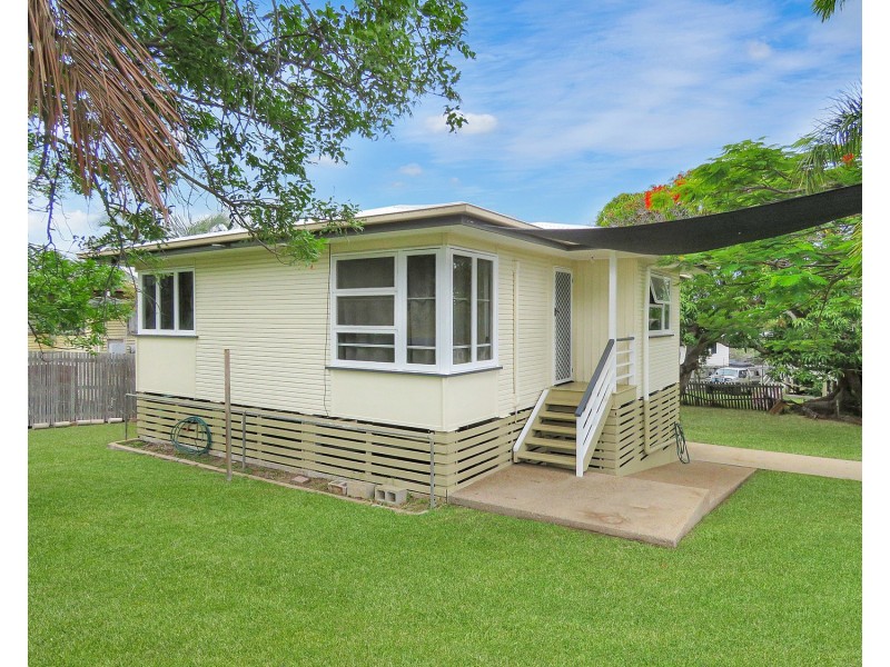 87 Leichhardt Street, Bowen QLD 4805