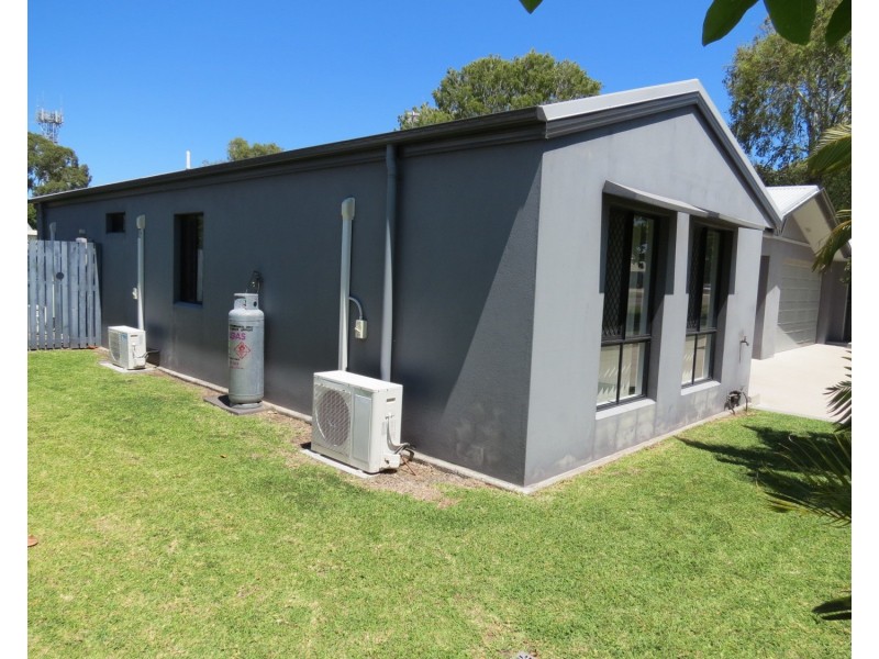 3/16 Williams Street, Bowen QLD 4805