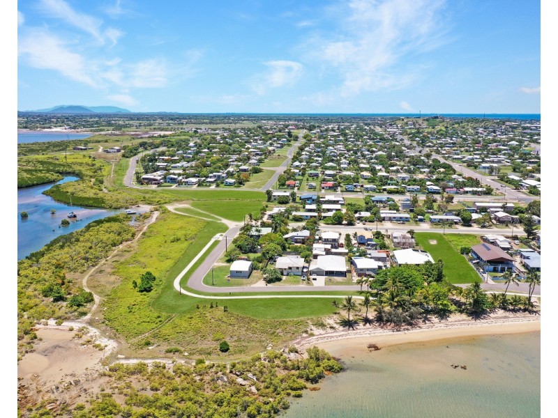 16 Quay Street, Bowen QLD 4805