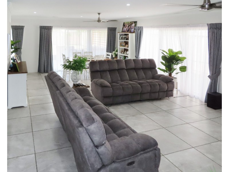 16 Quay Street, Bowen QLD 4805