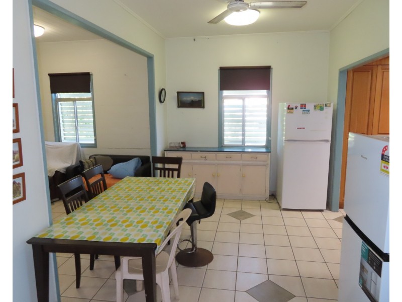 54 Livingstone Street, Bowen QLD 4805