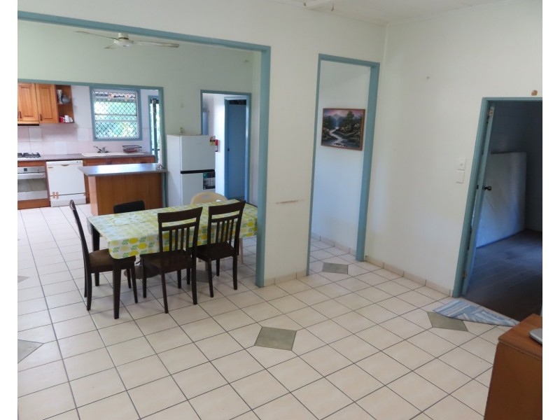 54 Livingstone Street, Bowen QLD 4805