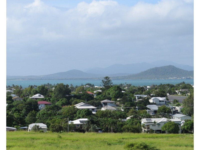 2 Yardley Court, Bowen QLD 4805