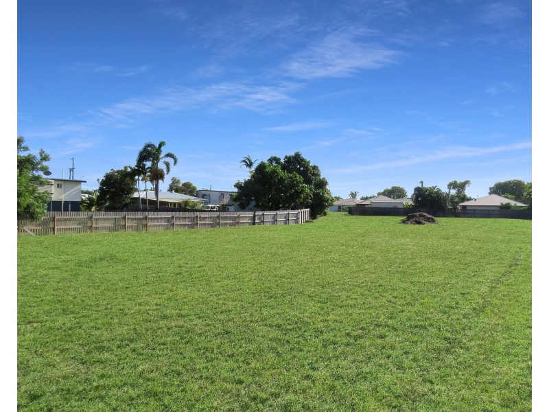 4 Catalina Court, Bowen QLD 4805