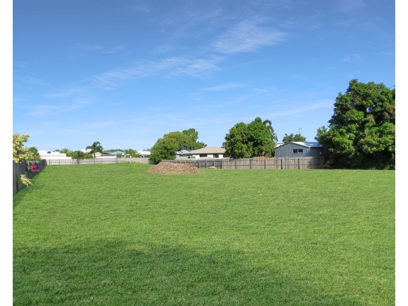 4 Catalina Court, Bowen QLD 4805