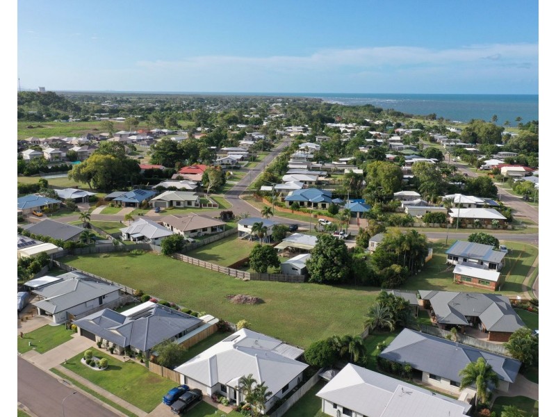 4 Catalina Court, Bowen QLD 4805