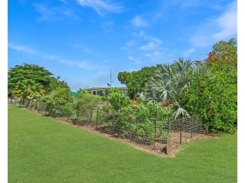 2 Pearle Place, Bowen QLD 4805