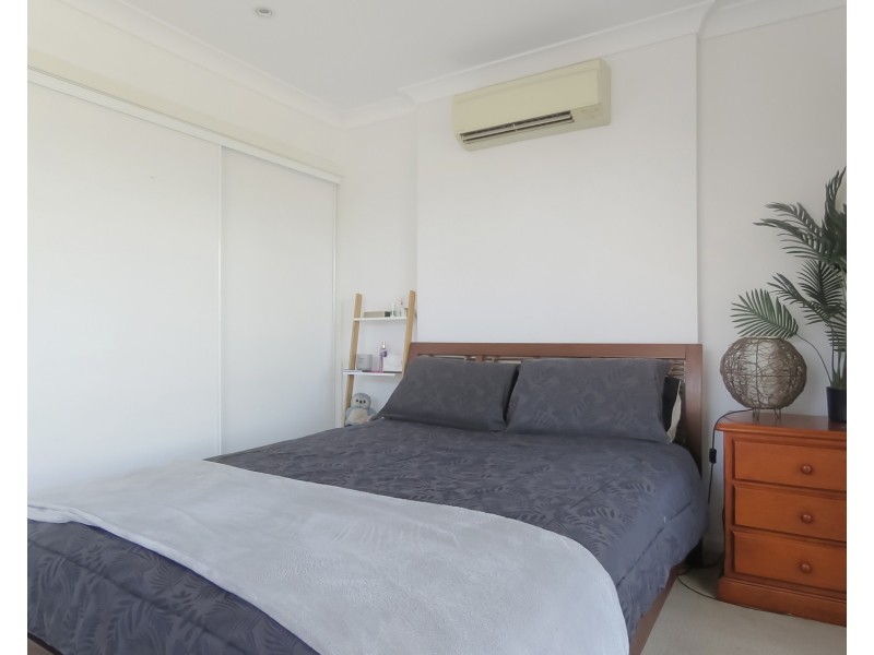 4/74a Powell Street, Bowen QLD 4805