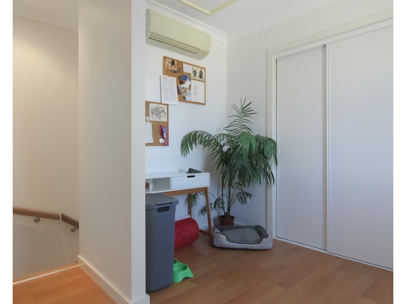 4/74a Powell Street, Bowen QLD 4805