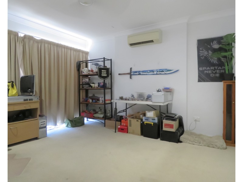 4/74a Powell Street, Bowen QLD 4805