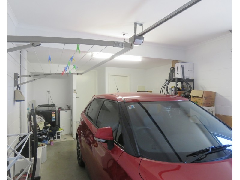 4/74a Powell Street, Bowen QLD 4805