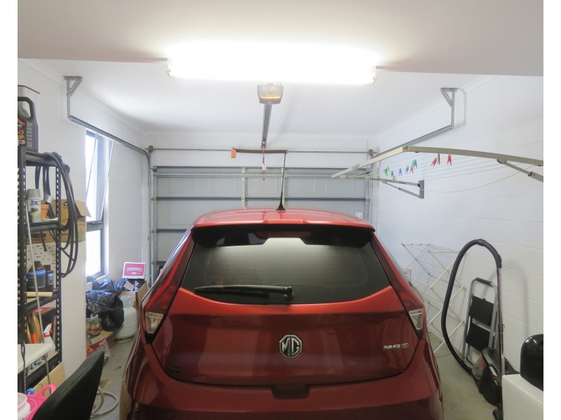 4/74a Powell Street, Bowen QLD 4805