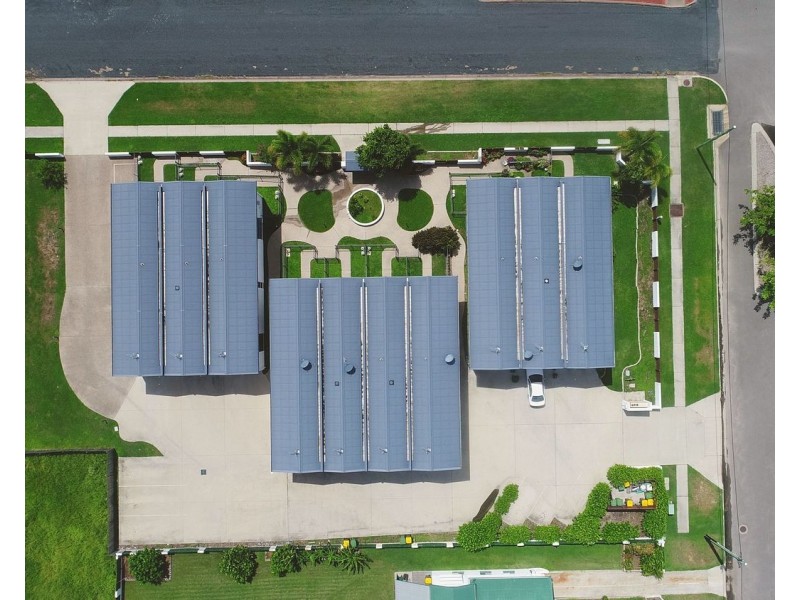 4/74a Powell Street, Bowen QLD 4805