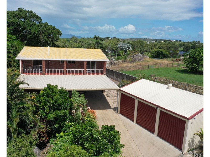 77 Hillview Road, Bowen QLD 4805