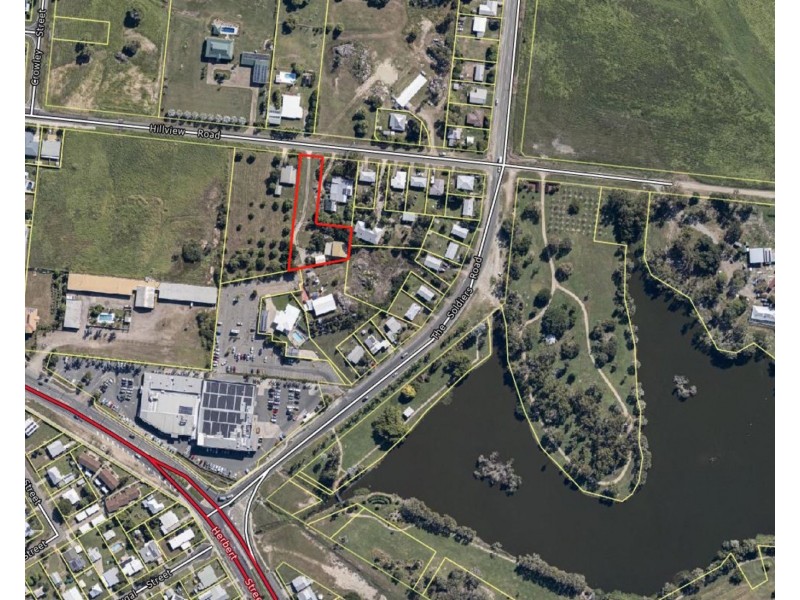 77 Hillview Road, Bowen QLD 4805