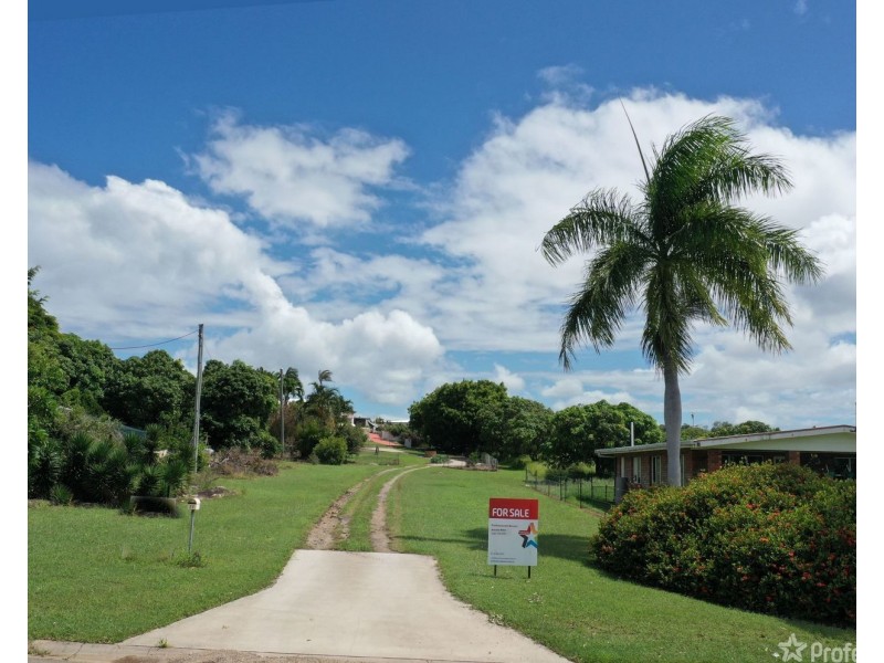 77 Hillview Road, Bowen QLD 4805