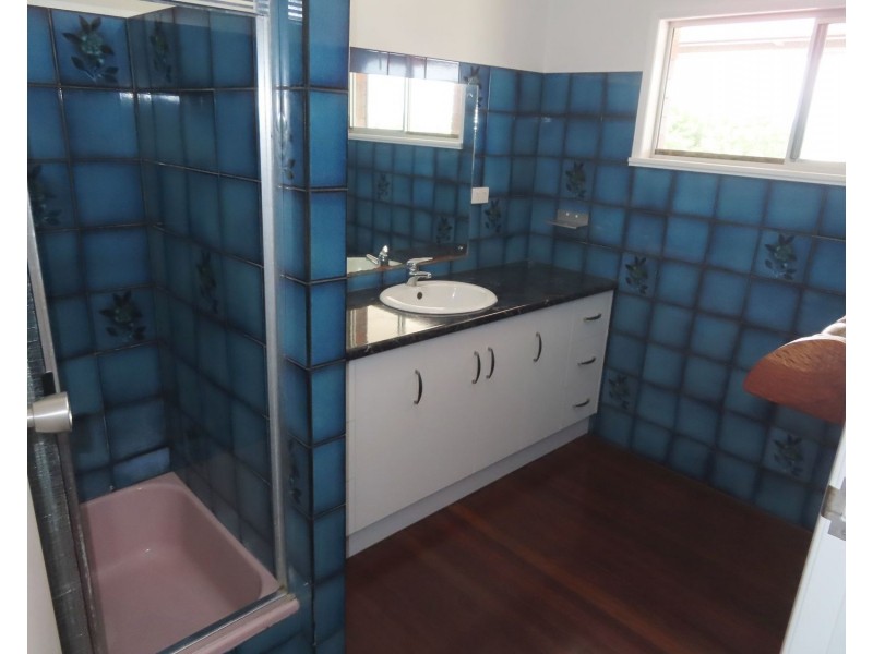 77 Hillview Road, Bowen QLD 4805