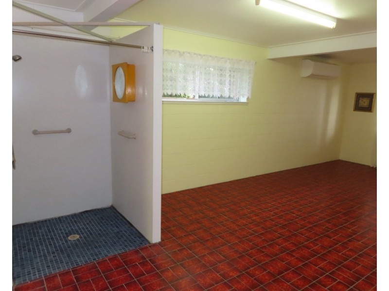 77 Hillview Road, Bowen QLD 4805