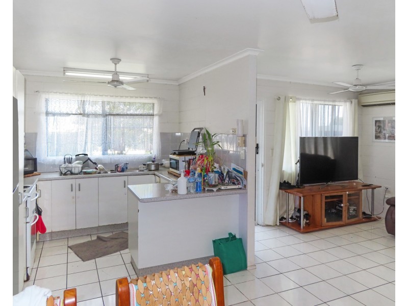 6/30 John Street, Bowen QLD 4805