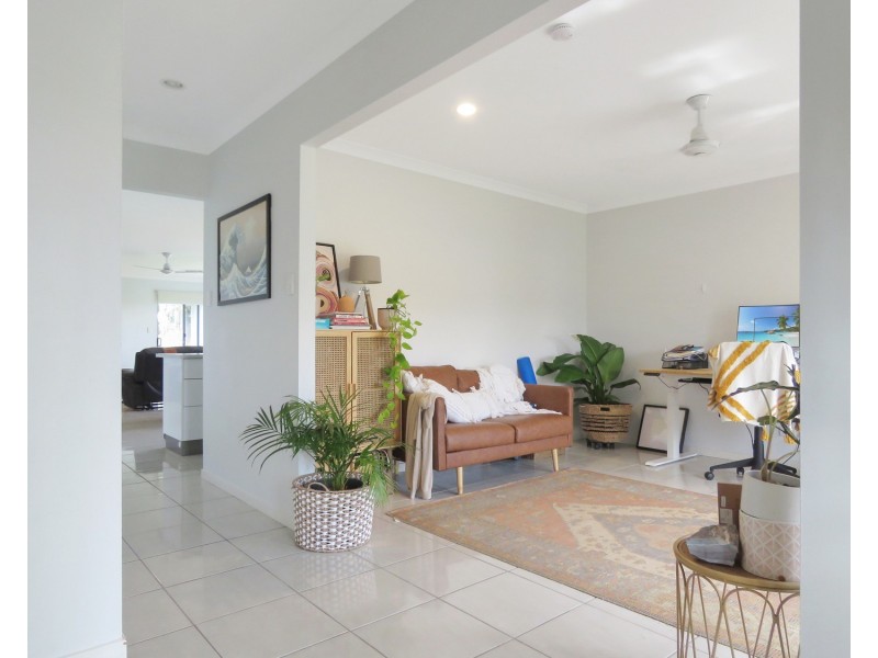 7 Ada Place, Bowen QLD 4805