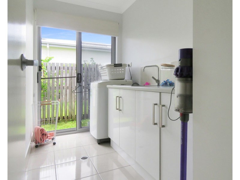7 Ada Place, Bowen QLD 4805