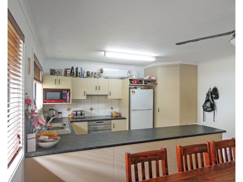 8 Dove Street, Bowen QLD 4805