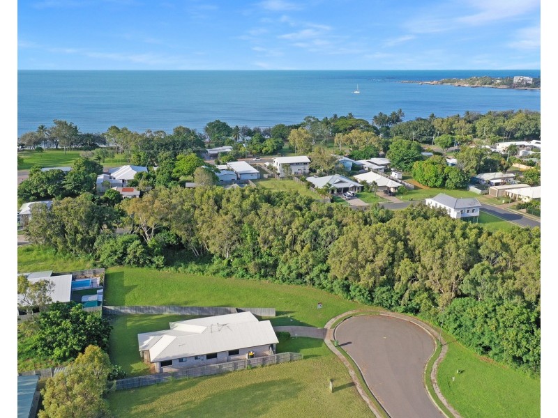 17 Wattle Crescent, Bowen QLD 4805