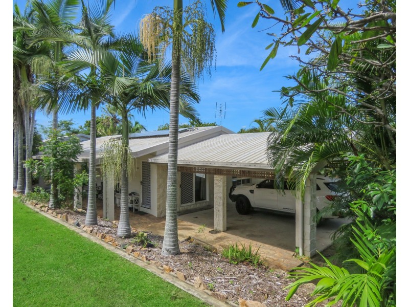 81 Poole Street, Bowen QLD 4805