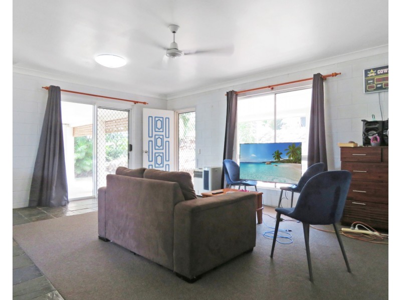81 Poole Street, Bowen QLD 4805