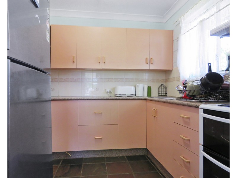 81 Poole Street, Bowen QLD 4805