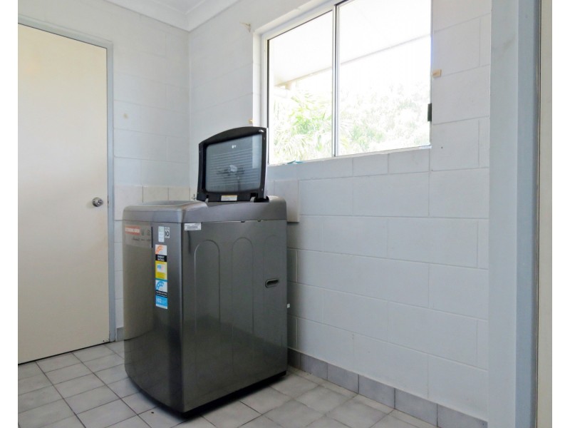 81 Poole Street, Bowen QLD 4805