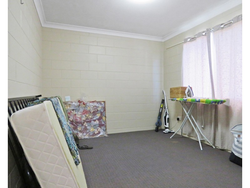 81 Poole Street, Bowen QLD 4805