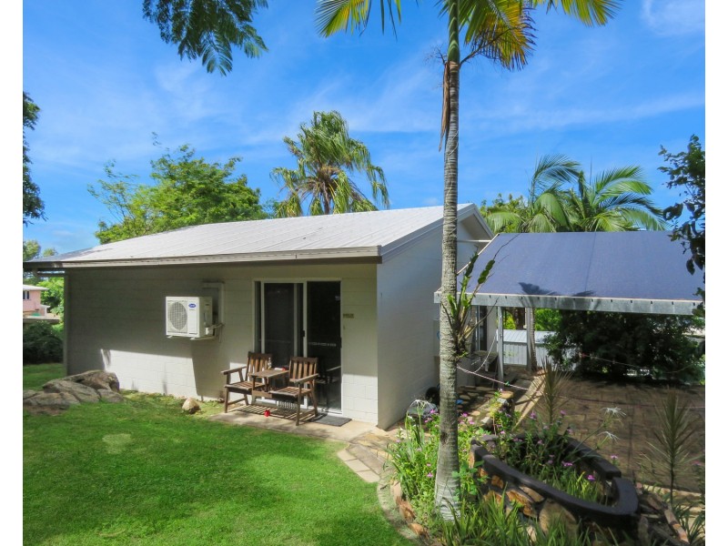 81 Poole Street, Bowen QLD 4805
