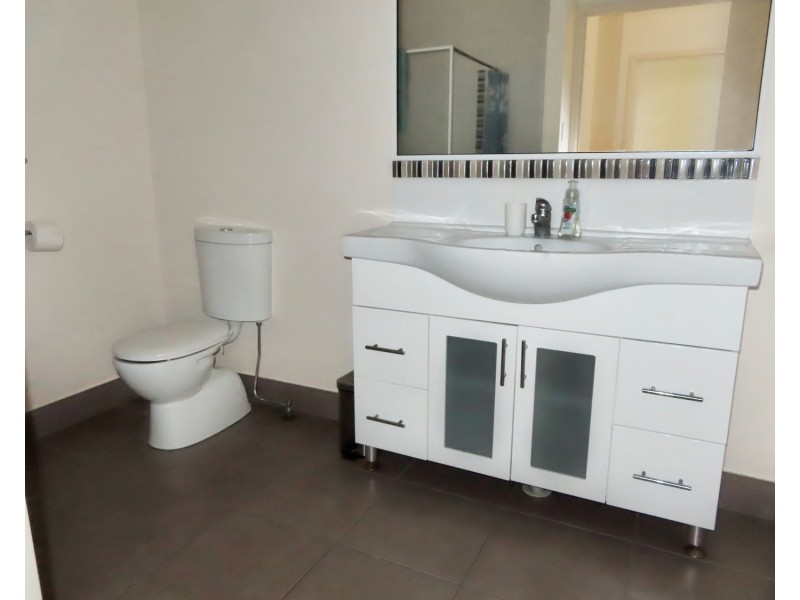 1/34 Poole Street, Bowen QLD 4805