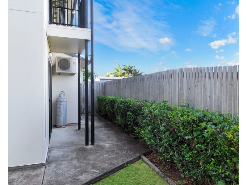 1/34 Poole Street, Bowen QLD 4805