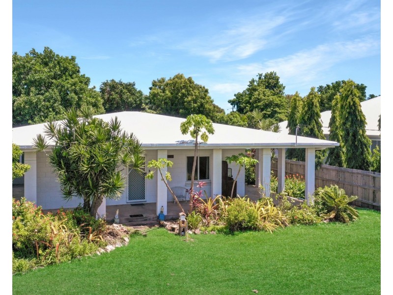 14 Dalrymple Street, Bowen QLD 4805