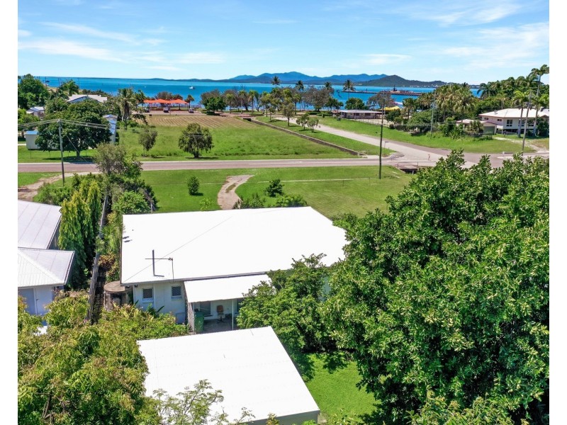 14 Dalrymple Street, Bowen QLD 4805