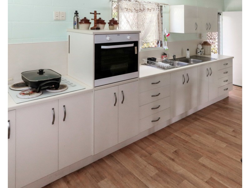 14 Dalrymple Street, Bowen QLD 4805