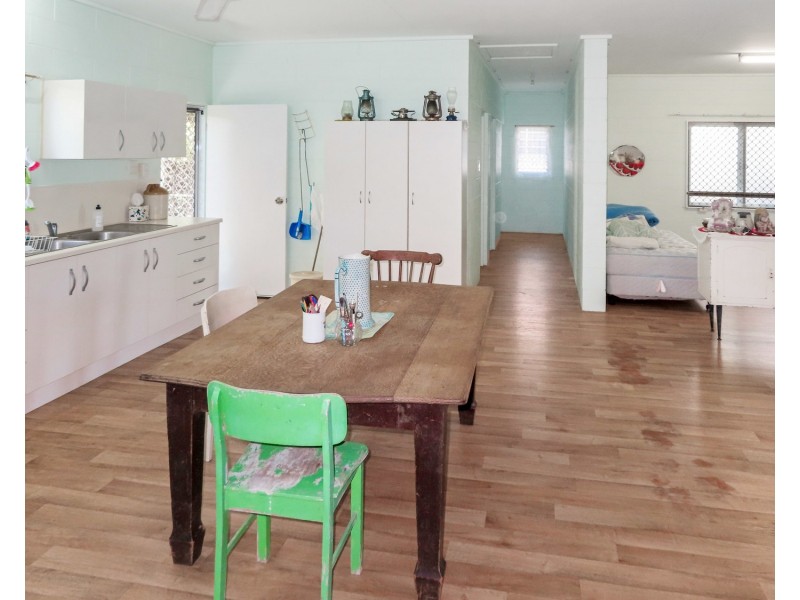 14 Dalrymple Street, Bowen QLD 4805