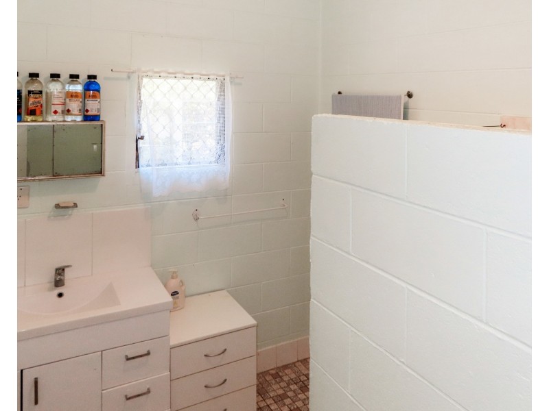 14 Dalrymple Street, Bowen QLD 4805