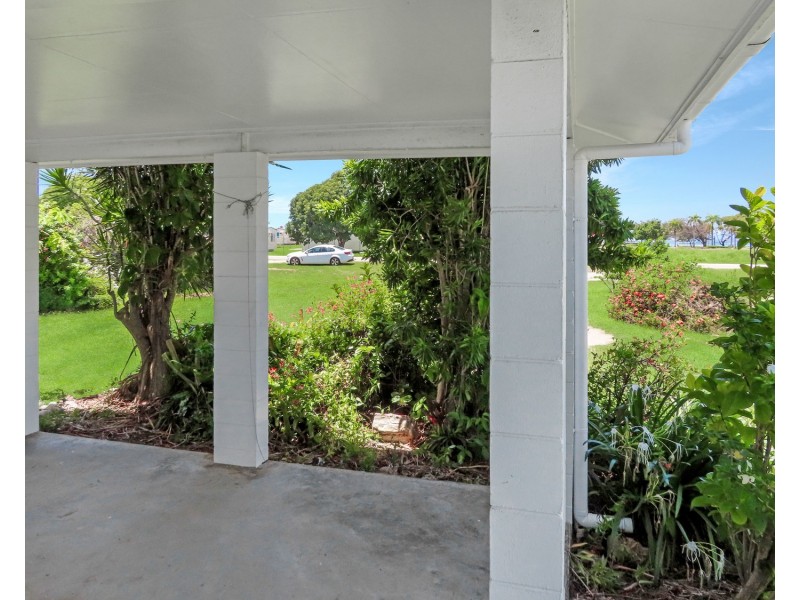 14 Dalrymple Street, Bowen QLD 4805
