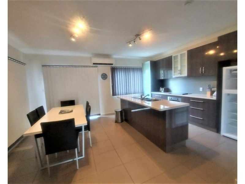 4/27a Leichhardt Street, Bowen QLD 4805